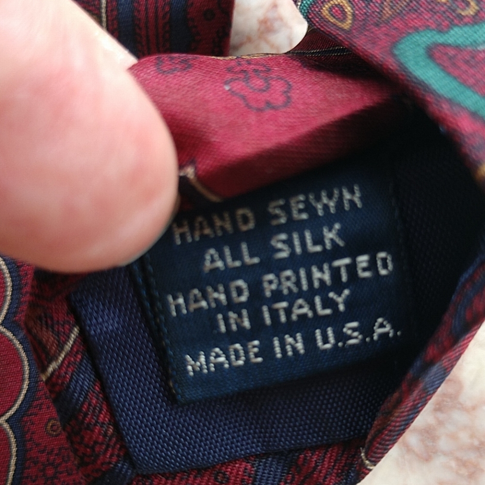 #6 COMING VINTAGE Hand Printed Italian SILK Brooks Bros Tie - Picture 3 of 3